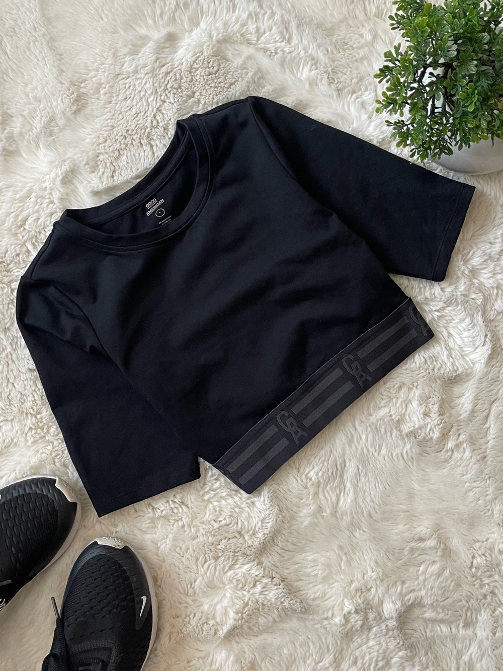 Good American The Icon Crop Top Black – Size 1 (Small)